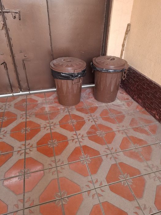 Чайник,утюг,баки.