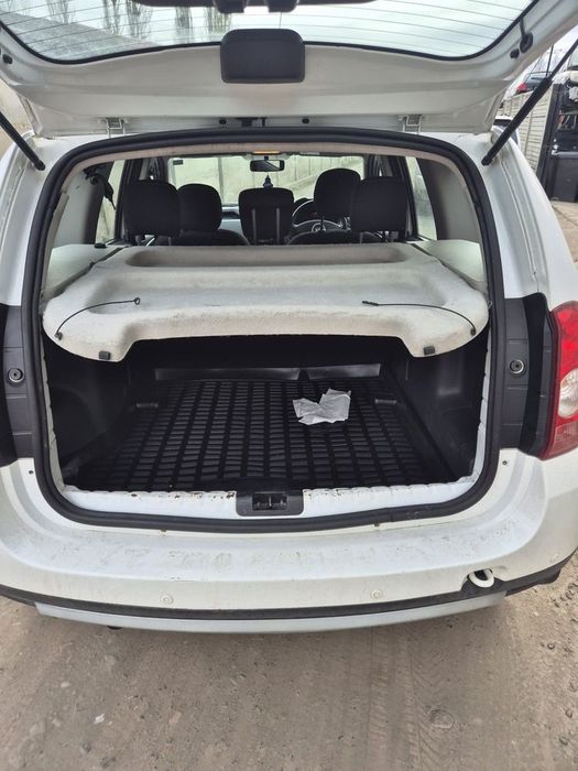 dezmembram dacia duster 2013 1.5 dci 4x2 capota fata /bara fata/ aripa