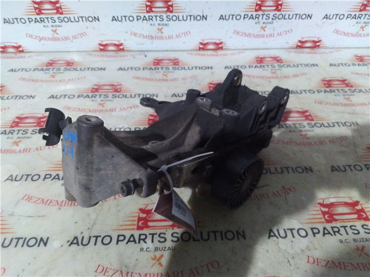 Suport compresor AC 1.4 b dacia logan an fabr. 2006