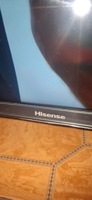 TV LED  Hesense UHD 123CM
