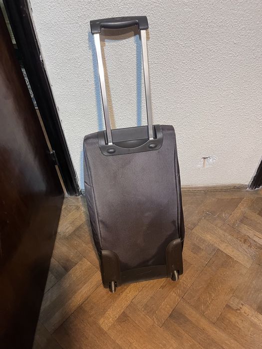 Vand geamantan calatorie tip troler