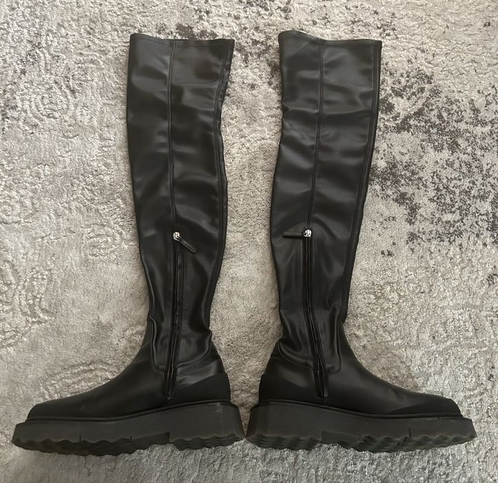 Off White boots peste genunchi