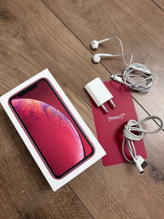 Iphone XR красного цвета