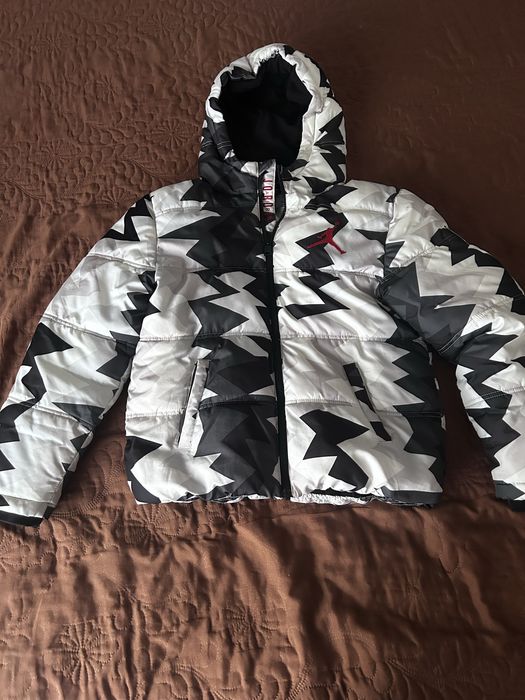 Яке джордан  L/147/163размер