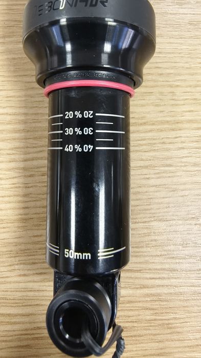 НОВ Заден амортисьор/Шок Rock Shox Deluxe Select 210x50mm