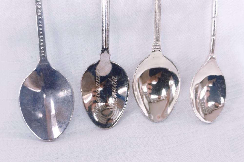 Lot 4 lingurite suvenir placate cu argint, de colectie, deosebite