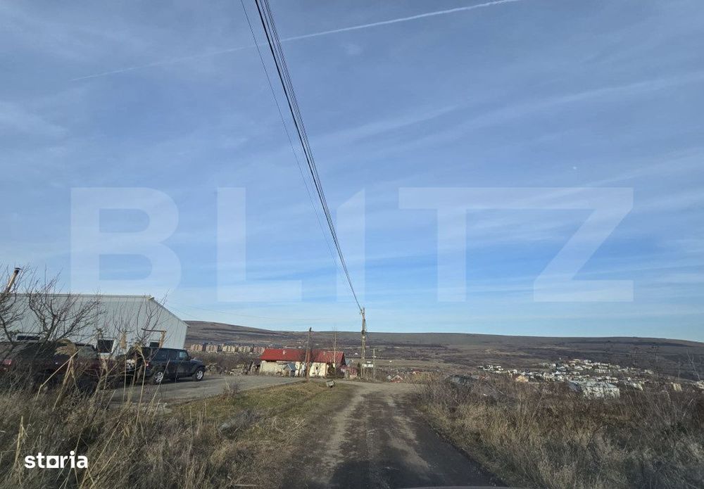 Teren Extravilan 6300 - potrivit pentru investitie