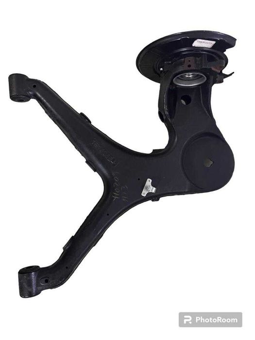 Рычаг задний в сборе на Mercedes Vito W639