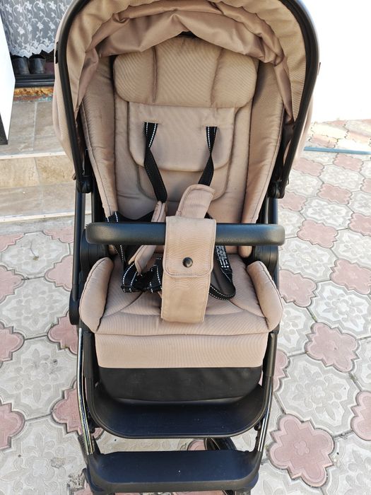Продам детскую коляску CARRELLO ULTIMO 2в1