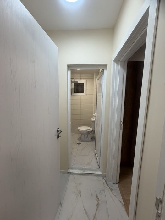 Тристаен апартамент, тухла, площад Левски