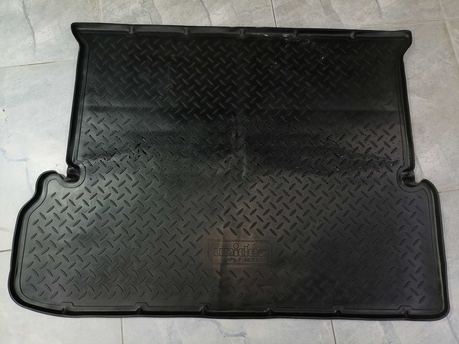 Продаю хороший полики