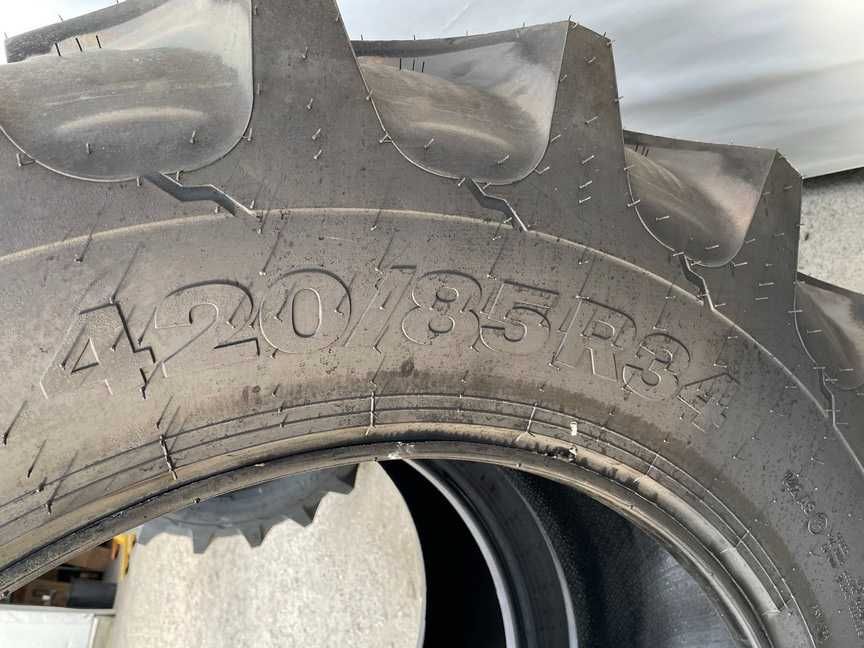 OZKA Anvelope noi agricole de tractor 420/85R34 Radiale Renault