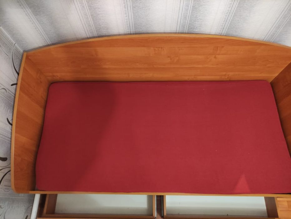 Детская-подростковая кроватка