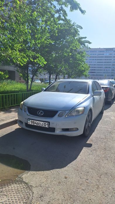 Lexus GS 300 спорт седан