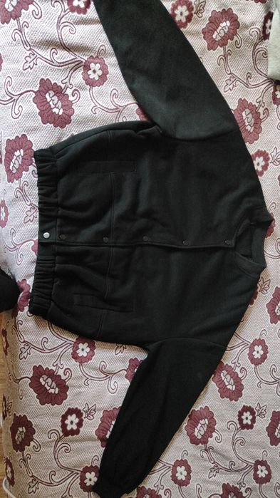 Бомберы однотонные женские