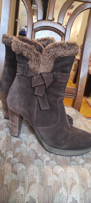 Ботуши естествен велур