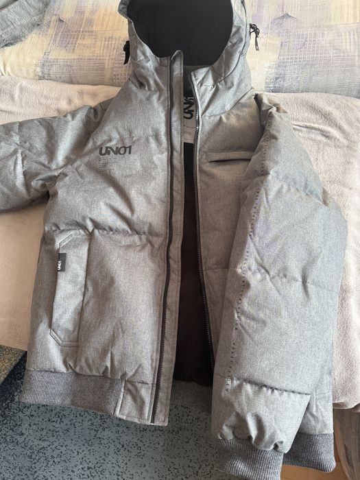 Капитонирано яке с качулка