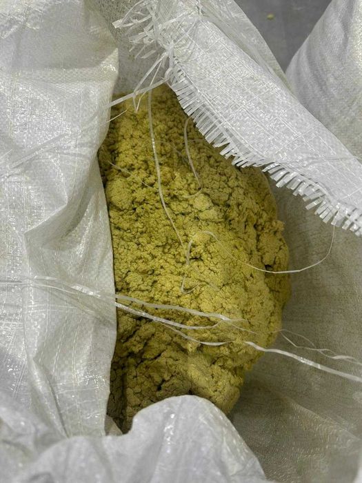 Стекловата в мешках