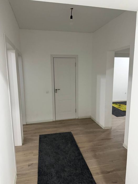 Kvartira sotiladi yashnaboda