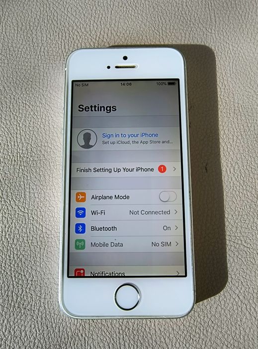 Iphone 5s ,16GB,iOS 12.5.7-отличен