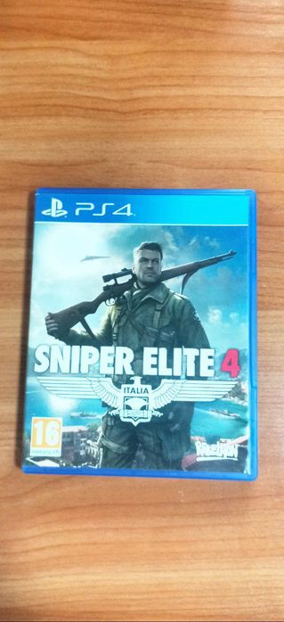 Диски с играми для PS4 / PS5.