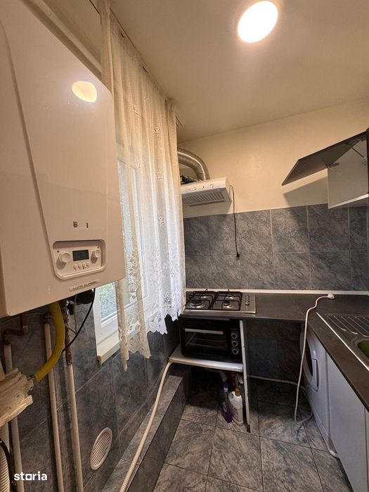 cv 90 Zona Vivo, Chirie apartament 2 camere, parter