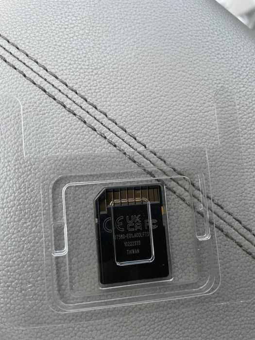 Kingston SD карта 128гб U3 V30