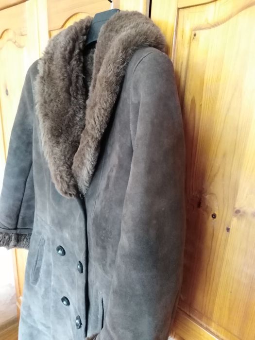 Дамски оригинален монголски кожух.