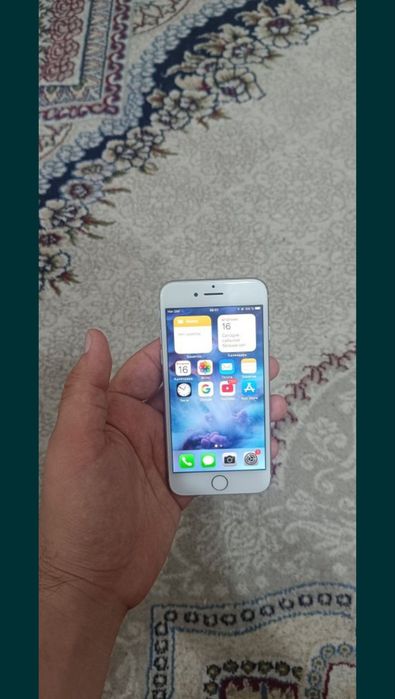 Apple Iphone 7 256GB Silver White Original Holati Yaxshi 256GB Flagman