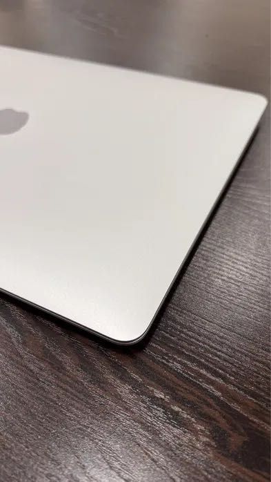 Macbook Air 2020, 8/256 Gb.