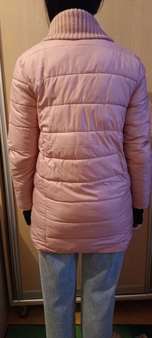 Продам куртку весна