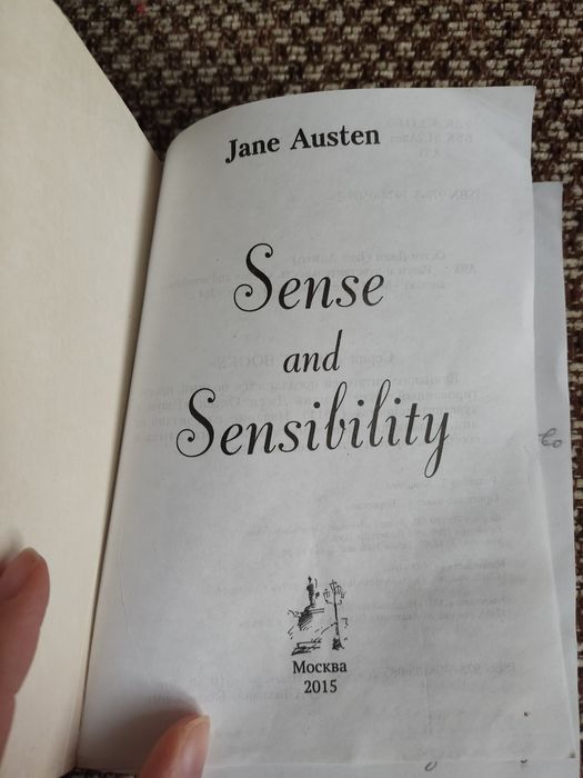 Книга Jane Austen Sense and Sensability на англ