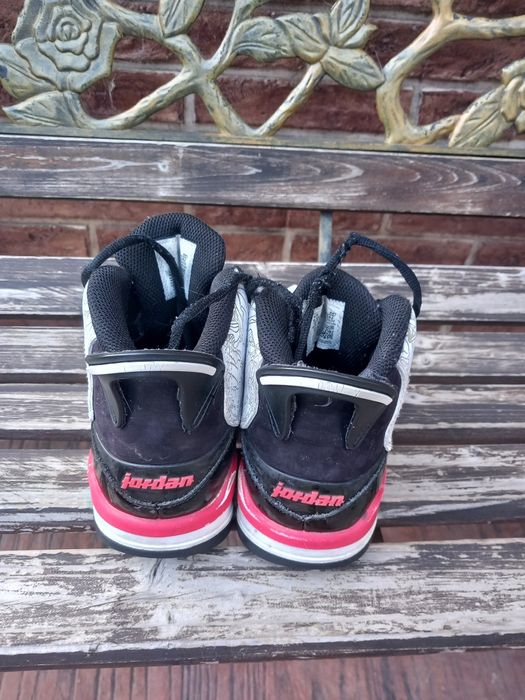 Маратонки Jordan 36