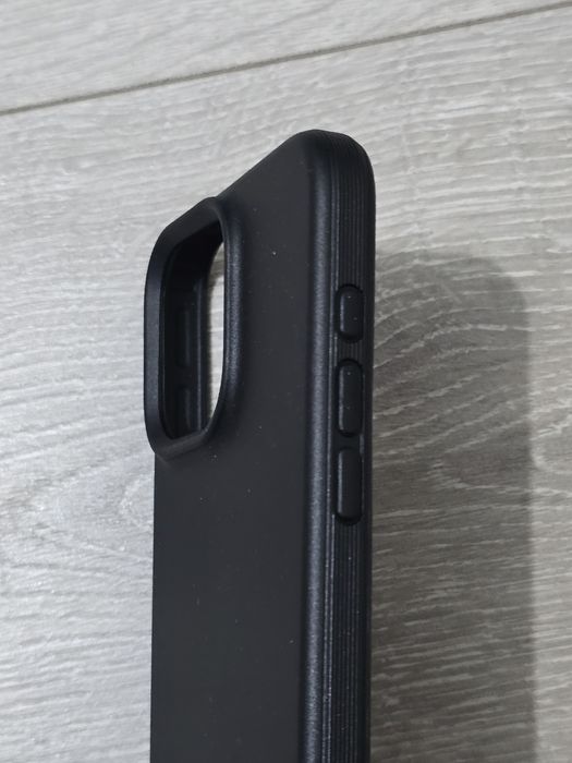 Husă Tech21 Evo Lite iPhone 15 Pro Max – Neagră, Protecție 3 m