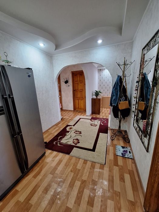 Продаётся 3 комн Кунаева недорого