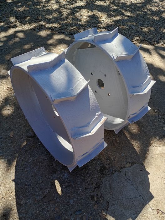 Vând roți motocultor