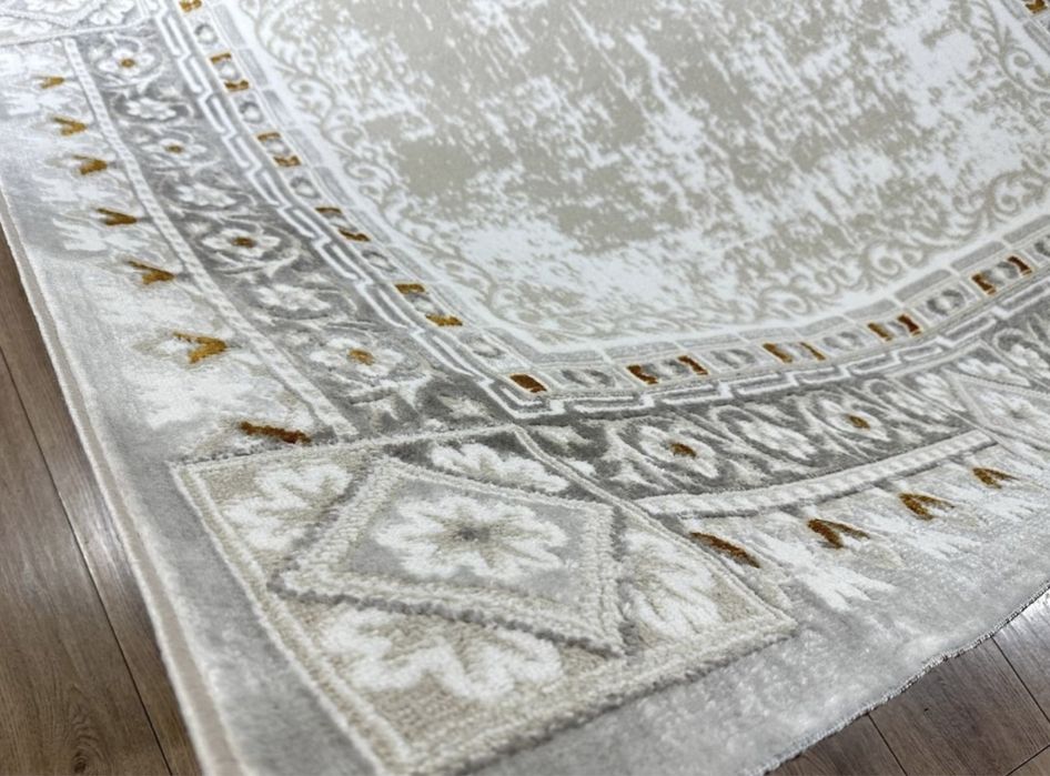 Продам ковер размер , 3,5/2,5