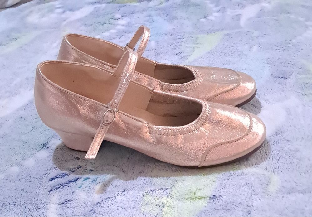 Танцевальные туфли