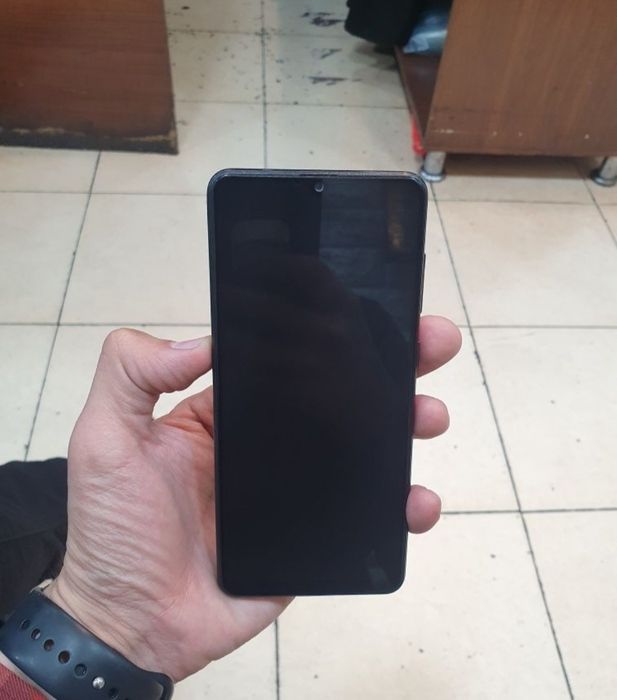 Samsung a31 128 GA 4 ram