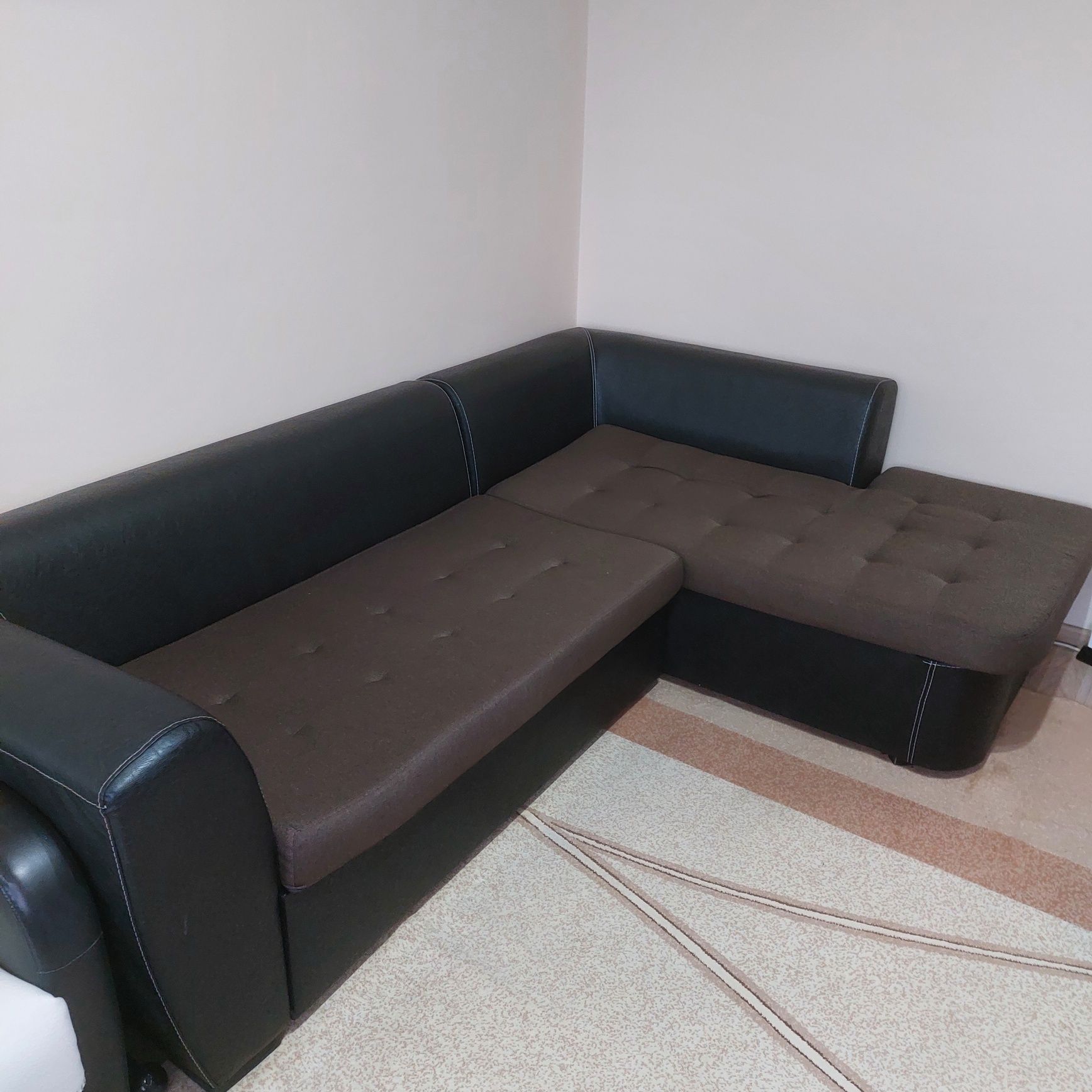 Ъглов диван 250 на 170 см гр. Стара Загора Три чучура - юг • OLX.bg