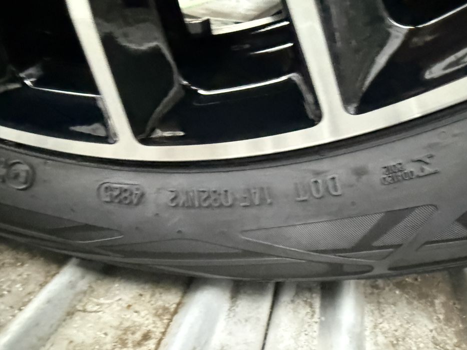 Anvelope NOI vara CONTINENTAL  255/45/20 / 285/40/20