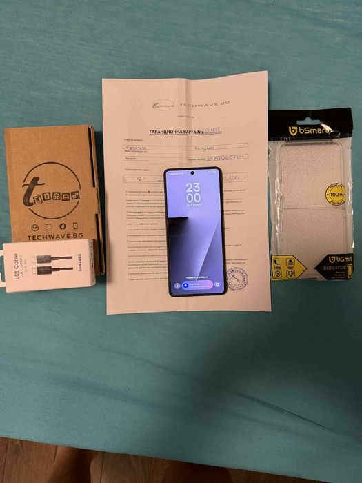 Като нов samsung galaxy z flip 7