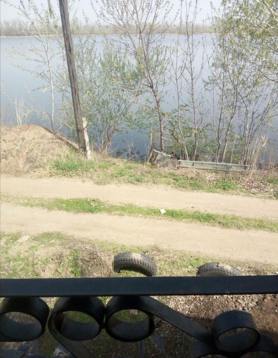 Продам дачу на берегу чагана