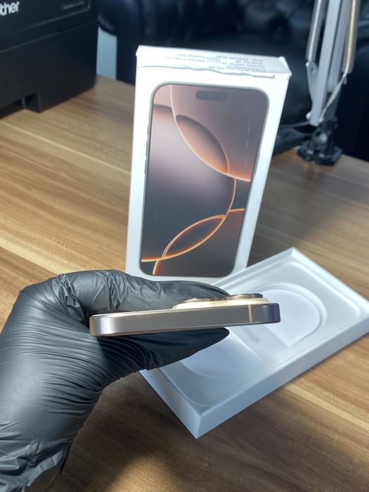 iPhone 16 Pro Max • 256 GB •Desert Titanium