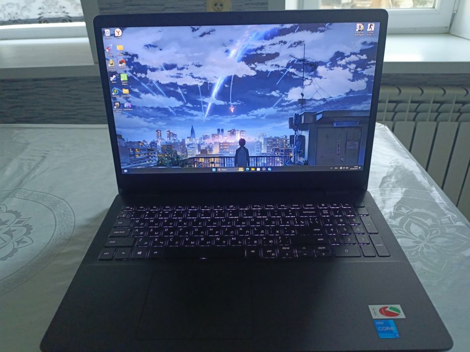 Ноутбук dell Vostro 3500