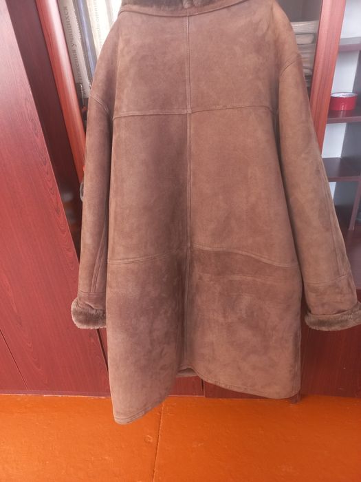 Продам дубленку- натуральная овчина