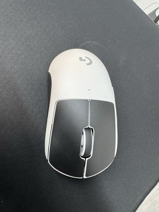 Mishka Superlight 2 pochti yengi