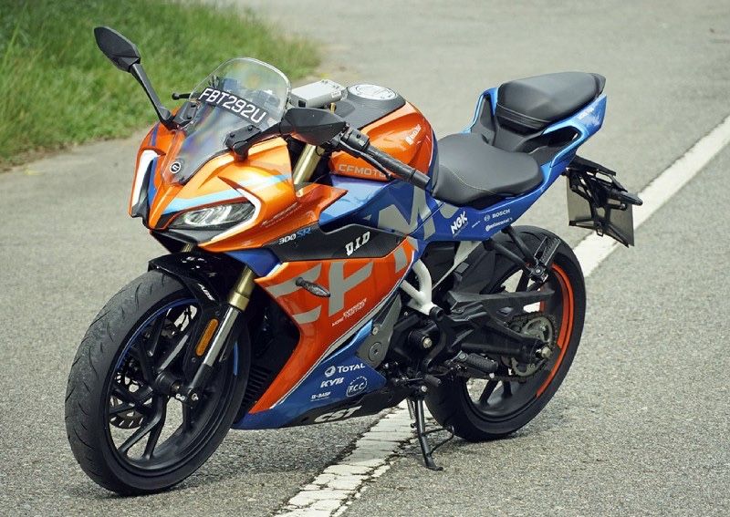 CFmoto 300 sr. 2024yil. Yangi ideal. Dugalar qo’yilgan. 30 ot kuchi.