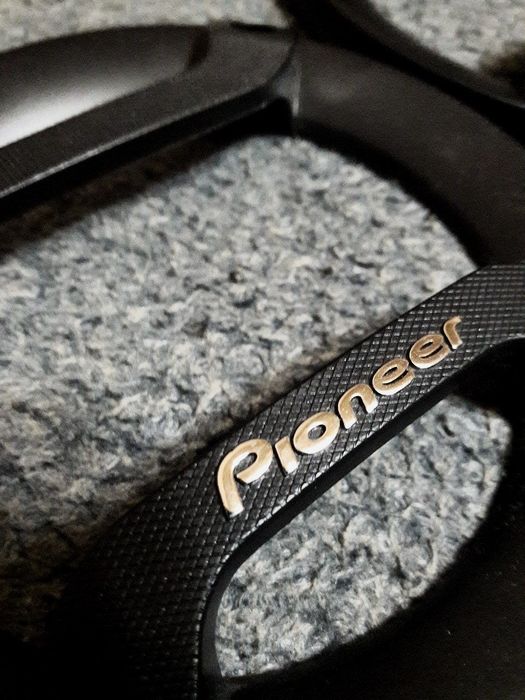 Продаю защитные  накладки на динамики