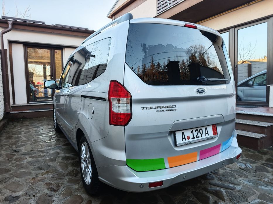 FORD Tourneo Courier 2018 — imagine 4